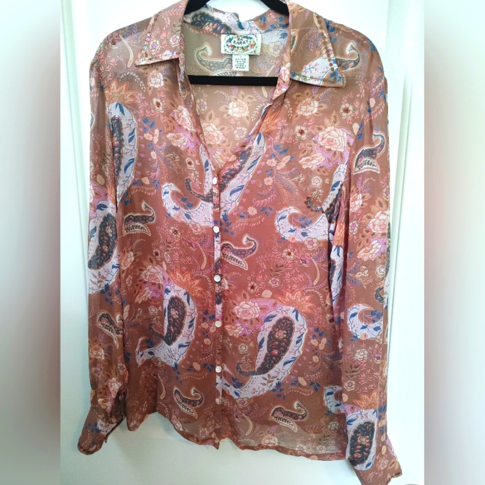 ⚡SALE! Beautiful Long Sleeve Sheer Paisley Sparkly Top Size L